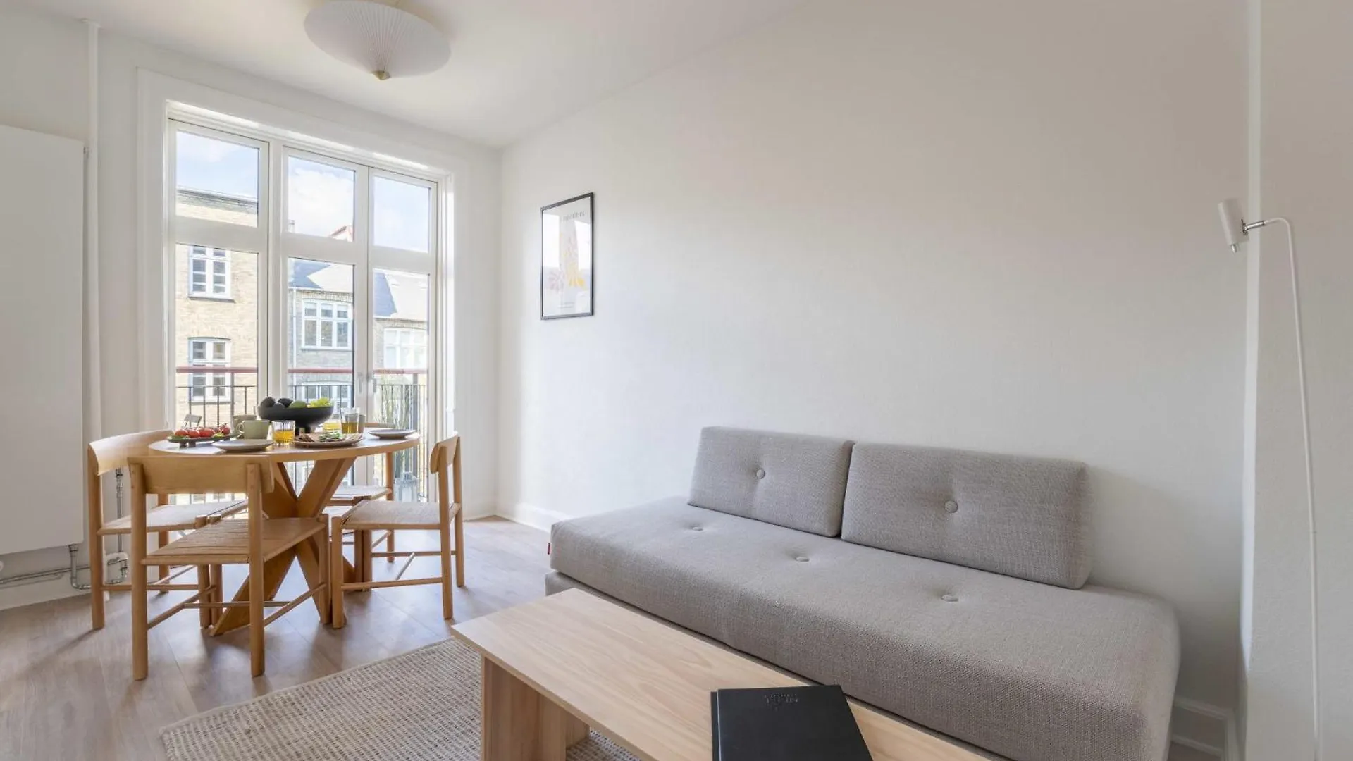 Cozy & Bright Apartment In Peaceful Area 코펜하겐